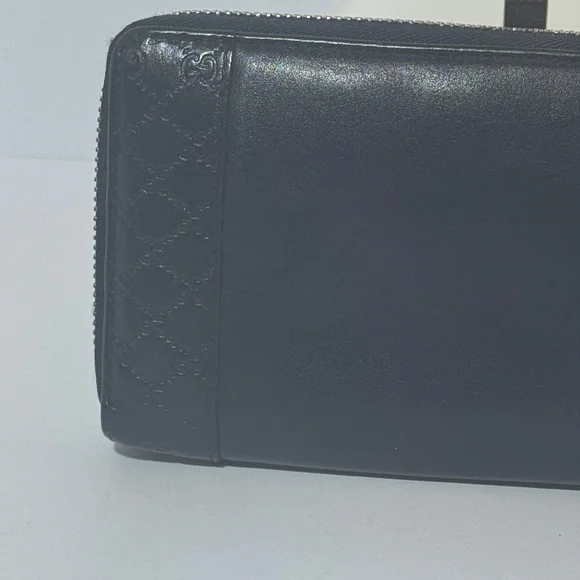 Navy Blue Gucci Zip-Around Wallet - Picture 2 of 7